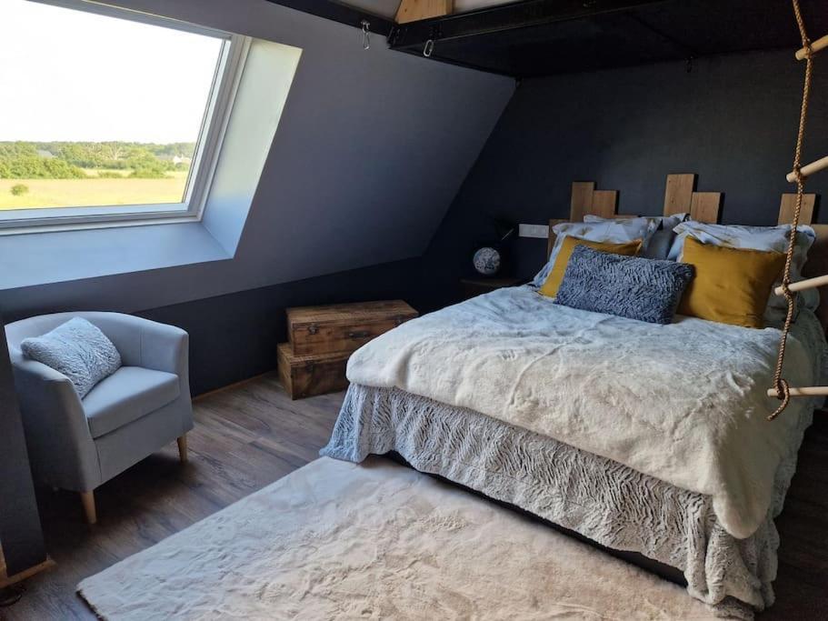 Chalet Industriel Avec Filet Et Spa Sorigny Eksteriør bilde